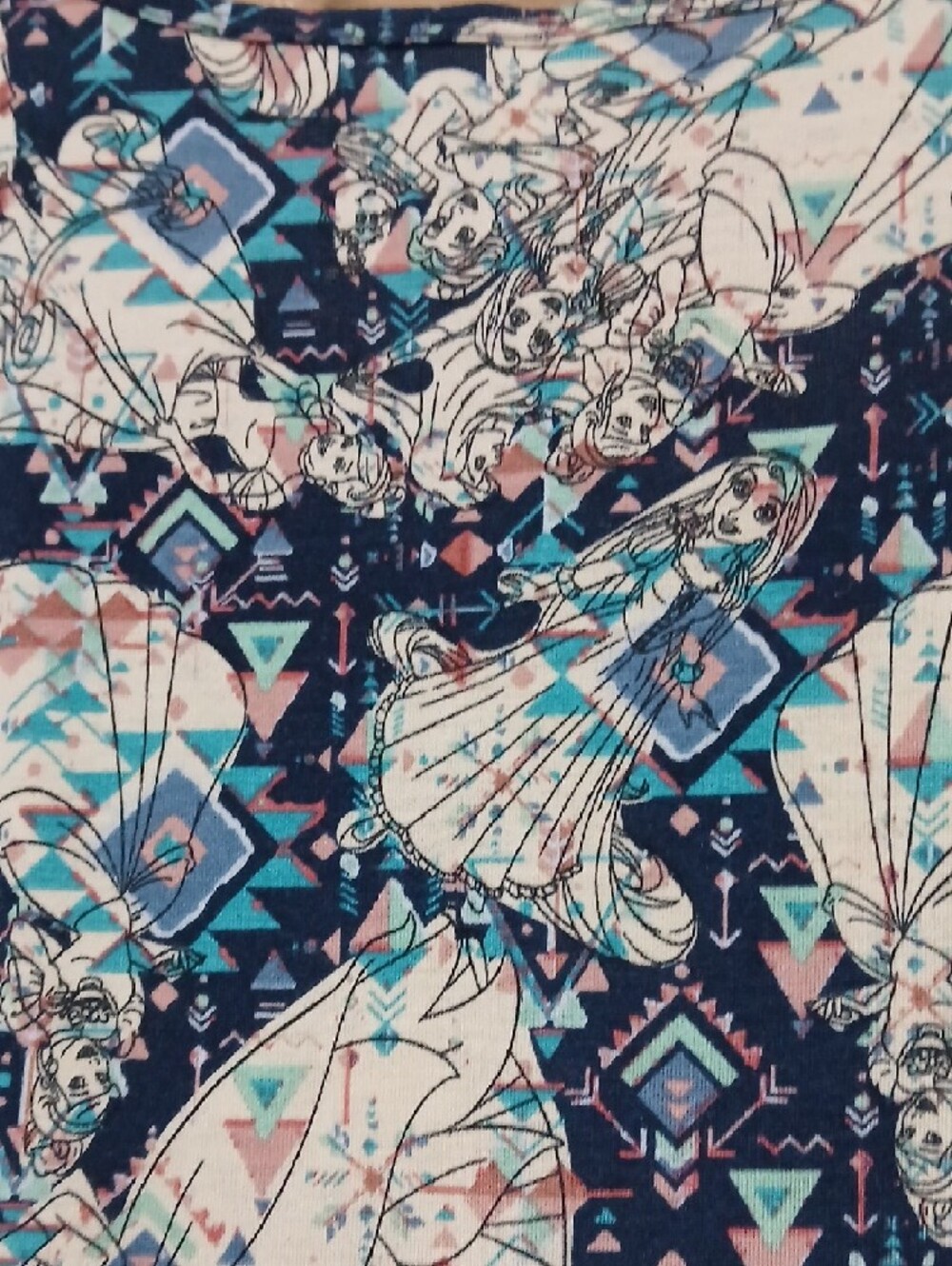 LuLaRoe Disney Princess Perfect T Large - Picture 4 of 7